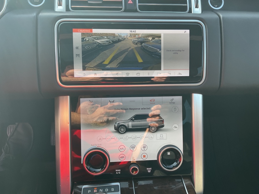 2020 Land Rover Range Rover HSE SWB, available for sale in Waterbury, Connecticut | Jim Juliani Motors. Waterbury, Connecticut 2020 Land Rover Range Rover HSE SWB, available for sale in Waterbury, Connecticut | Jim Juliani Motors. Waterbury, Connecticut