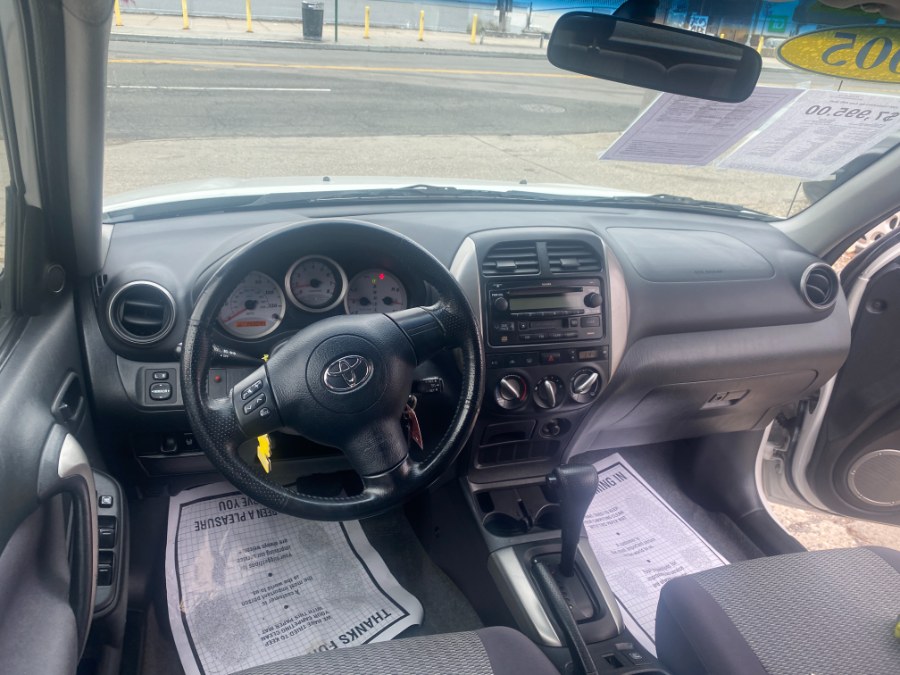 2005 Toyota RAV4 4dr Auto 4WD (Natl), available for sale in Middle Village, New York | Middle Village Motors . Middle Village, New York 2005 Toyota RAV4 4dr Auto 4WD (Natl), available for sale in Middle Village, New York | Middle Village Motors . Middle Village, New York