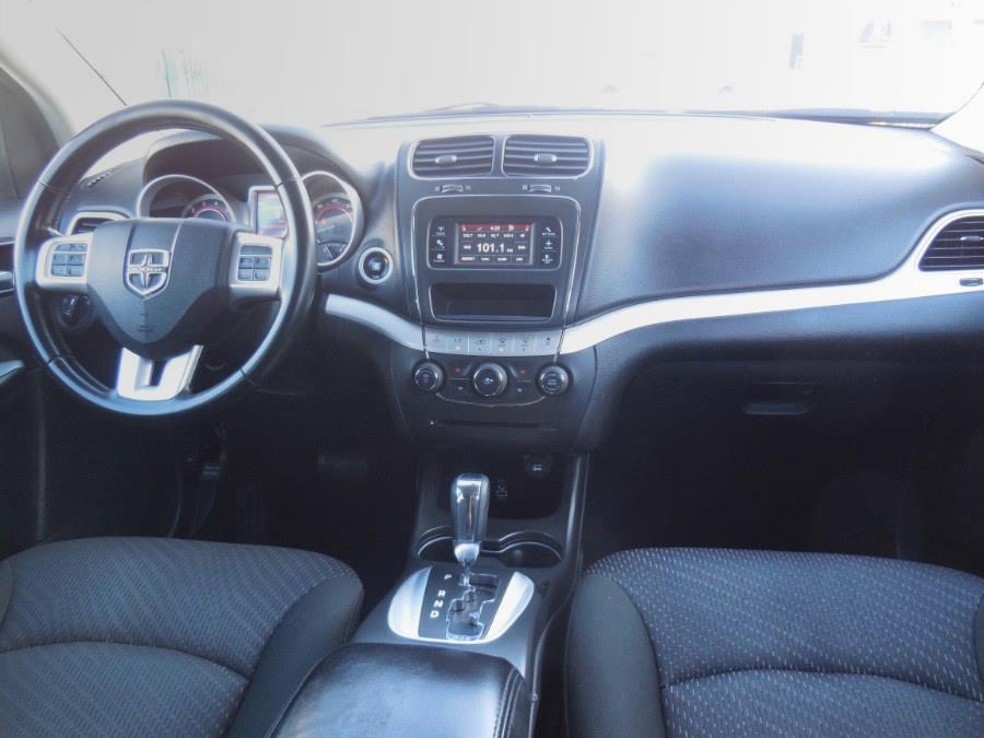 2019 Dodge Journey SE FWD, available for sale in Hawaiian Gardens, California | Luxe Motors. Hawaiian Gardens, California 2019 Dodge Journey SE FWD, available for sale in Hawaiian Gardens, California | Luxe Motors. Hawaiian Gardens, California