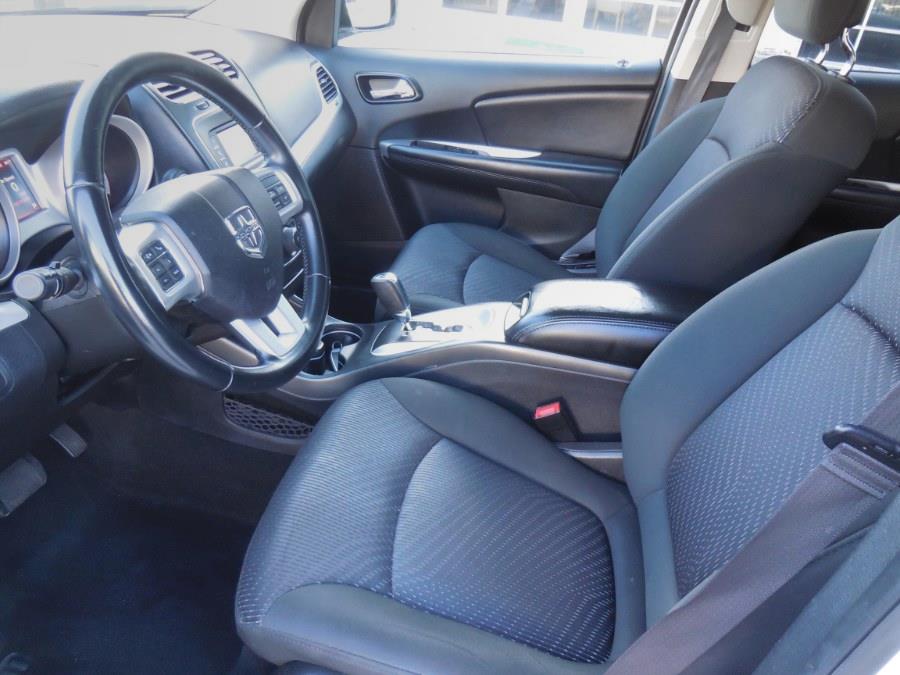 2019 Dodge Journey SE FWD, available for sale in Hawaiian Gardens, California | Luxe Motors. Hawaiian Gardens, California 2019 Dodge Journey SE FWD, available for sale in Hawaiian Gardens, California | Luxe Motors. Hawaiian Gardens, California