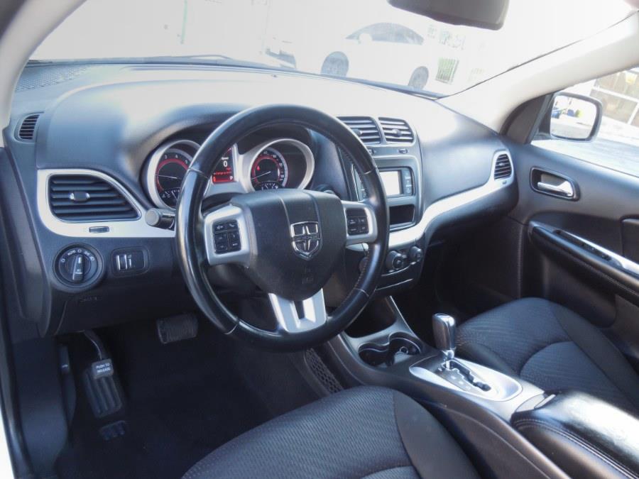2019 Dodge Journey SE FWD, available for sale in Hawaiian Gardens, California | Luxe Motors. Hawaiian Gardens, California 2019 Dodge Journey SE FWD, available for sale in Hawaiian Gardens, California | Luxe Motors. Hawaiian Gardens, California