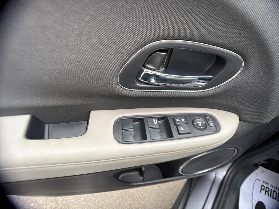 2019 Honda Hr-v EX, available for sale in NEW BRITAIN, Connecticut | Prestige Auto Superstore. NEW BRITAIN, Connecticut 2019 Honda Hr-v EX, available for sale in NEW BRITAIN, Connecticut | Prestige Auto Superstore. NEW BRITAIN, Connecticut