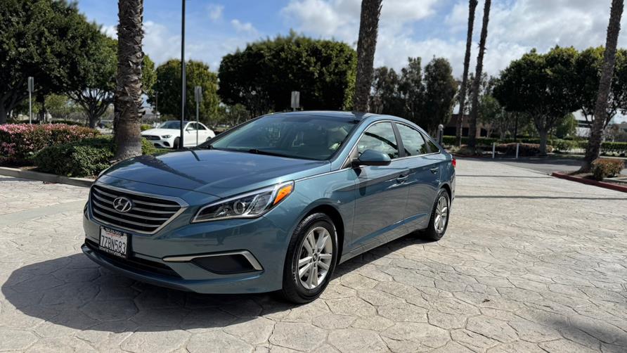 2017 Hyundai Sonata SE 2.4L, available for sale in Tustin, California | Carox LLC. Tustin, California 2017 Hyundai Sonata SE 2.4L, available for sale in Tustin, California | Carox LLC. Tustin, California