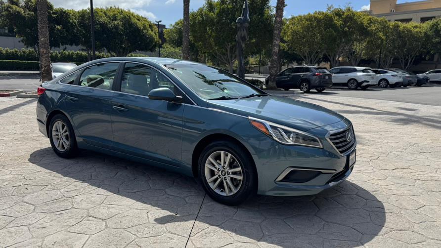 2017 Hyundai Sonata SE 2.4L, available for sale in Tustin, California | Carox LLC. Tustin, California 2017 Hyundai Sonata SE 2.4L, available for sale in Tustin, California | Carox LLC. Tustin, California