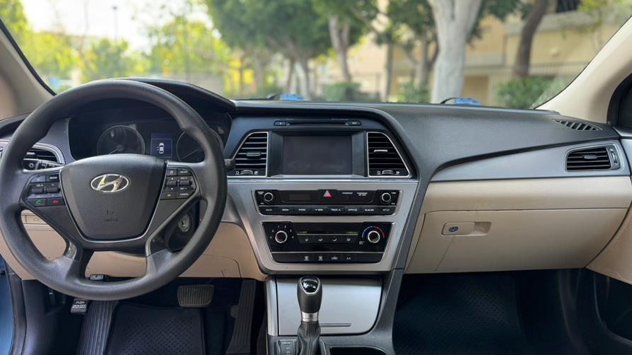 2017 Hyundai Sonata SE 2.4L, available for sale in Tustin, California | Carox LLC. Tustin, California 2017 Hyundai Sonata SE 2.4L, available for sale in Tustin, California | Carox LLC. Tustin, California