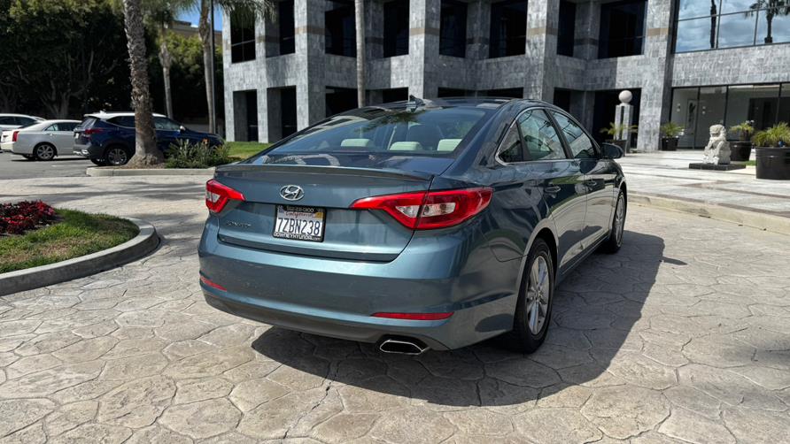 2017 Hyundai Sonata SE 2.4L, available for sale in Tustin, California | Carox LLC. Tustin, California 2017 Hyundai Sonata SE 2.4L, available for sale in Tustin, California | Carox LLC. Tustin, California