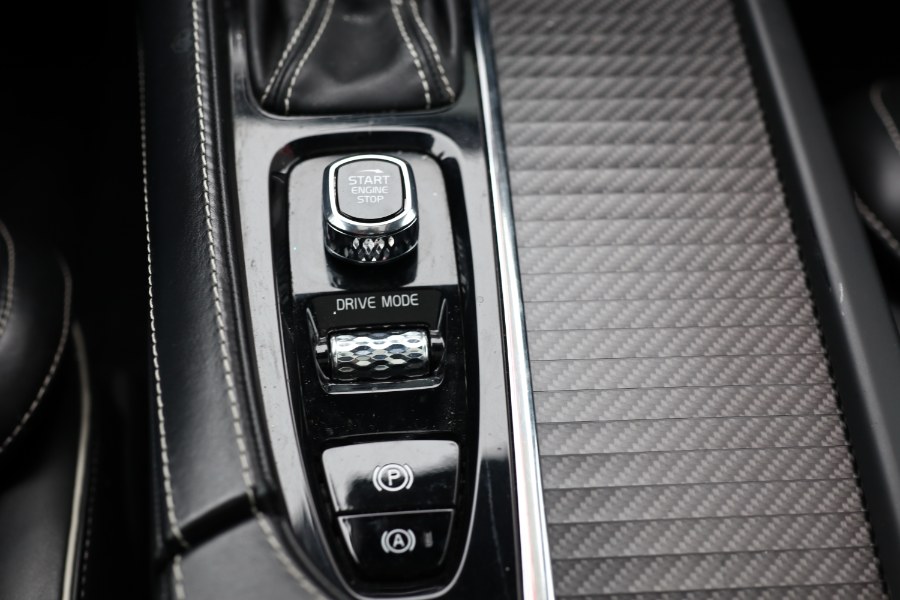 2018 Volvo XC90 T5 AWD 5-Passenger R-Design *Ltd Avail*, available for sale in Jamaica, New York | Hillside Auto Mall Inc.. Jamaica, New York 2018 Volvo XC90 T5 AWD 5-Passenger R-Design *Ltd Avail*, available for sale in Jamaica, New York | Hillside Auto Mall Inc.. Jamaica, New York