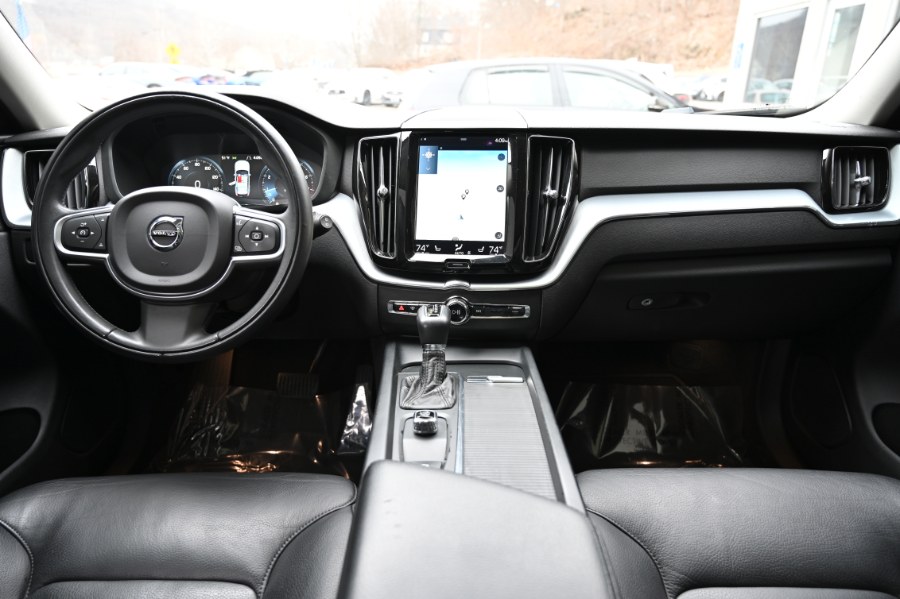2018 Volvo XC60 T6 AWD Momentum, available for sale in Waterbury, Connecticut | Highline Car Connection. Waterbury, Connecticut 2018 Volvo XC60 T6 AWD Momentum, available for sale in Waterbury, Connecticut | Highline Car Connection. Waterbury, Connecticut