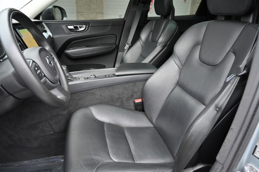 2018 Volvo XC60 T6 AWD Momentum, available for sale in Waterbury, Connecticut | Highline Car Connection. Waterbury, Connecticut 2018 Volvo XC60 T6 AWD Momentum, available for sale in Waterbury, Connecticut | Highline Car Connection. Waterbury, Connecticut