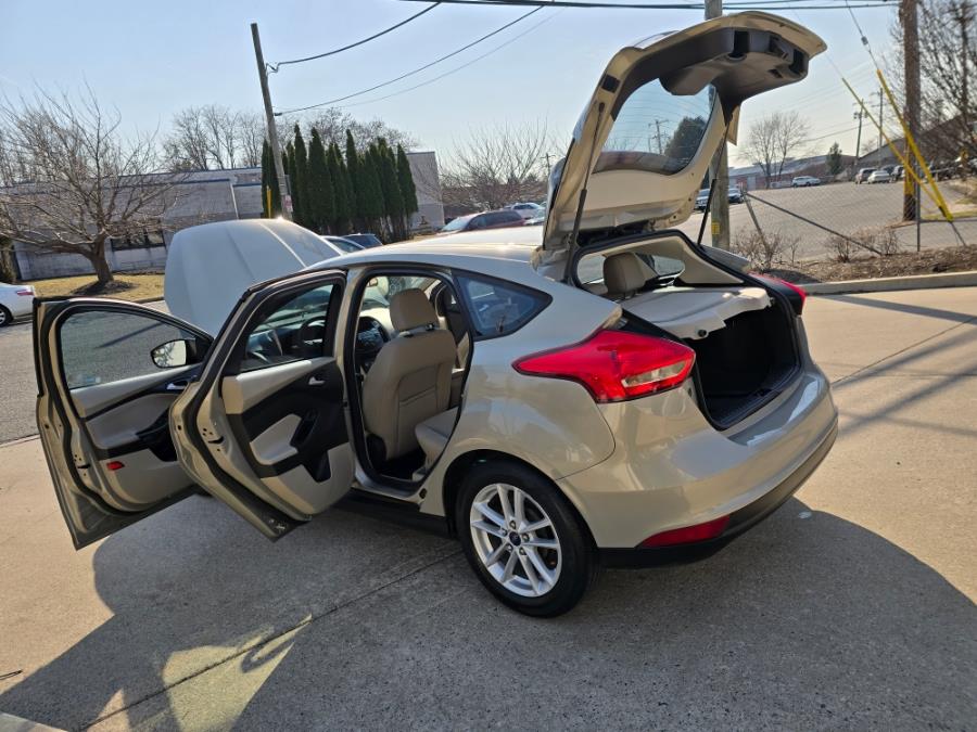 2016 Ford Focus 5dr HB SE, available for sale in Philadelphia, Pennsylvania | Eugen's Auto Sales & Repairs. Philadelphia, Pennsylvania 2016 Ford Focus 5dr HB SE, available for sale in Philadelphia, Pennsylvania | Eugen's Auto Sales & Repairs. Philadelphia, Pennsylvania