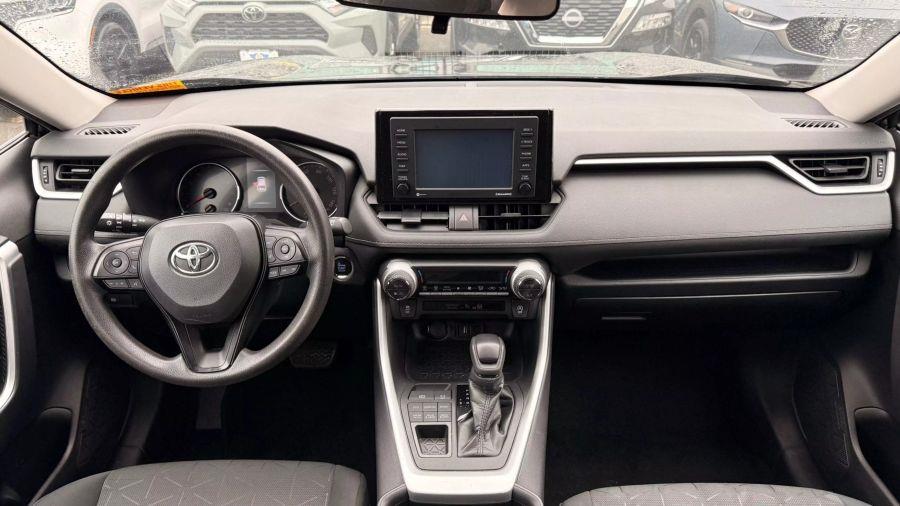 2021 Toyota Rav4 XLE Sport Utility 4D, available for sale in Linden, New Jersey | Route 27 Auto Mall. Linden, New Jersey 2021 Toyota Rav4 XLE Sport Utility 4D, available for sale in Linden, New Jersey | Route 27 Auto Mall. Linden, New Jersey