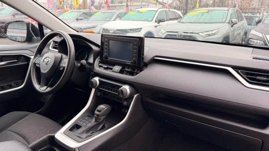 2021 Toyota Rav4 XLE Sport Utility 4D, available for sale in Linden, New Jersey | Route 27 Auto Mall. Linden, New Jersey 2021 Toyota Rav4 XLE Sport Utility 4D, available for sale in Linden, New Jersey | Route 27 Auto Mall. Linden, New Jersey