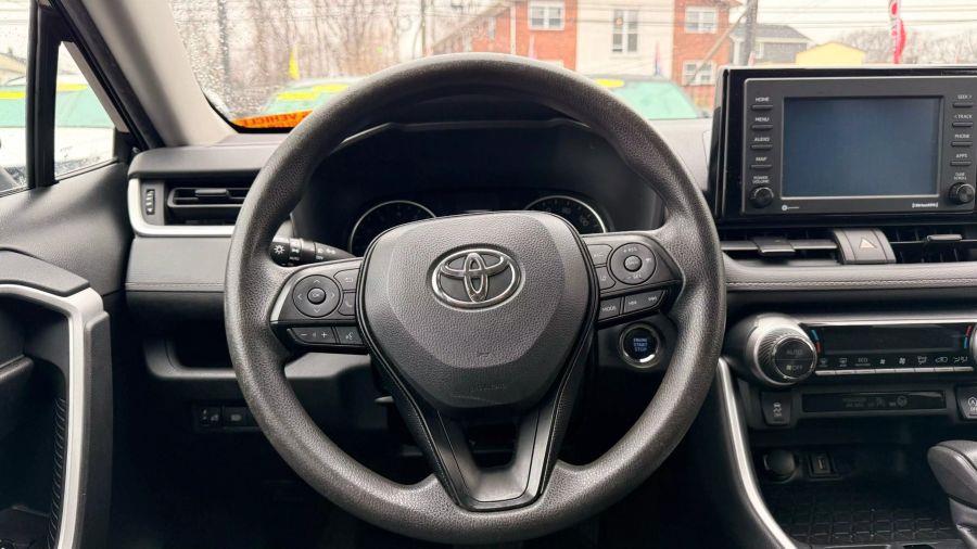 2021 Toyota Rav4 XLE Sport Utility 4D, available for sale in Linden, New Jersey | Route 27 Auto Mall. Linden, New Jersey 2021 Toyota Rav4 XLE Sport Utility 4D, available for sale in Linden, New Jersey | Route 27 Auto Mall. Linden, New Jersey