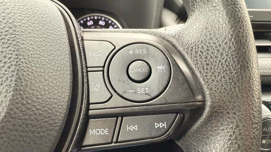 2021 Toyota Rav4 XLE Sport Utility 4D, available for sale in Linden, New Jersey | Route 27 Auto Mall. Linden, New Jersey 2021 Toyota Rav4 XLE Sport Utility 4D, available for sale in Linden, New Jersey | Route 27 Auto Mall. Linden, New Jersey