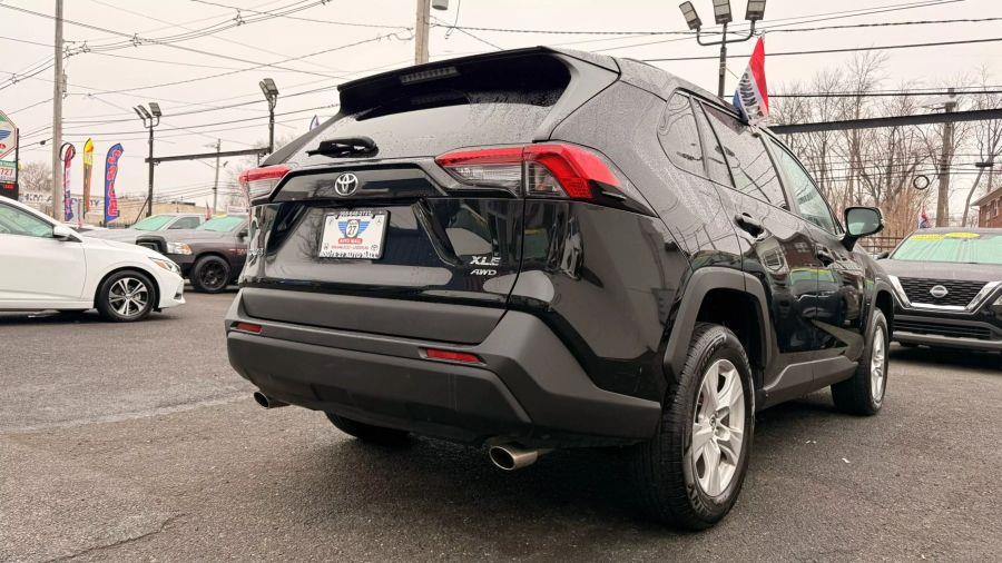 2021 Toyota Rav4 XLE Sport Utility 4D, available for sale in Linden, New Jersey | Route 27 Auto Mall. Linden, New Jersey 2021 Toyota Rav4 XLE Sport Utility 4D, available for sale in Linden, New Jersey | Route 27 Auto Mall. Linden, New Jersey