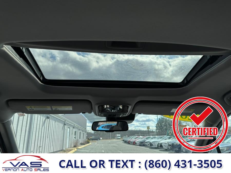 2017 Honda Ridgeline RTL-E 4x4 Crew Cab 5.3'' Bed, available for sale in Manchester, Connecticut | Vernon Auto Sale & Service. Manchester, Connecticut 2017 Honda Ridgeline RTL-E 4x4 Crew Cab 5.3'' Bed, available for sale in Manchester, Connecticut | Vernon Auto Sale & Service. Manchester, Connecticut