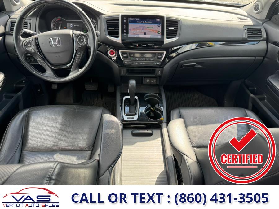 2017 Honda Ridgeline RTL-E 4x4 Crew Cab 5.3'' Bed, available for sale in Manchester, Connecticut | Vernon Auto Sale & Service. Manchester, Connecticut 2017 Honda Ridgeline RTL-E 4x4 Crew Cab 5.3'' Bed, available for sale in Manchester, Connecticut | Vernon Auto Sale & Service. Manchester, Connecticut