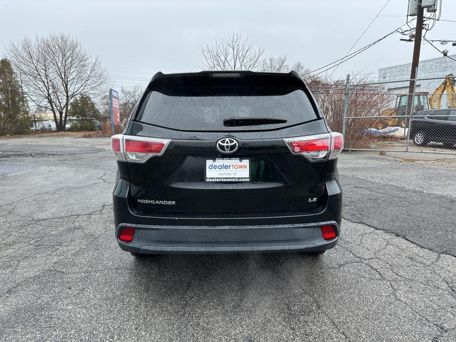 2015 Toyota Highlander FWD 4dr I4 LE (Natl), available for sale in Milford, Connecticut | Dealertown Auto Wholesalers. Milford, Connecticut 2015 Toyota Highlander FWD 4dr I4 LE (Natl), available for sale in Milford, Connecticut | Dealertown Auto Wholesalers. Milford, Connecticut