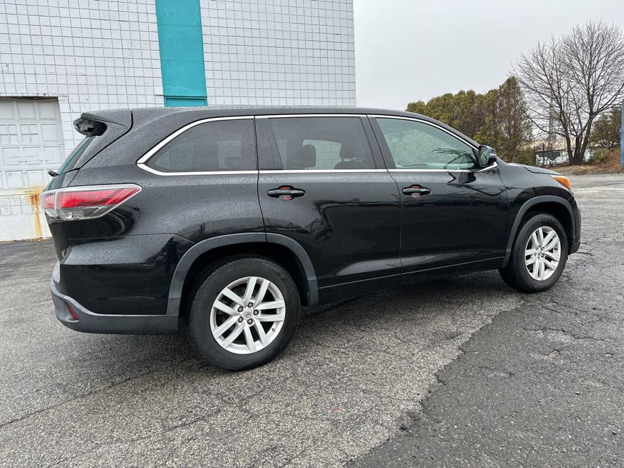 2015 Toyota Highlander FWD 4dr I4 LE (Natl), available for sale in Milford, Connecticut | Dealertown Auto Wholesalers. Milford, Connecticut 2015 Toyota Highlander FWD 4dr I4 LE (Natl), available for sale in Milford, Connecticut | Dealertown Auto Wholesalers. Milford, Connecticut