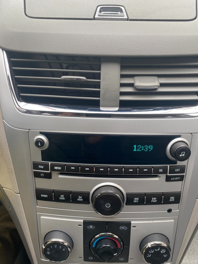 2009 Chevrolet Malibu 4dr Sdn LT w/1LT, available for sale in Middle Village, New York | Middle Village Motors . Middle Village, New York 2009 Chevrolet Malibu 4dr Sdn LT w/1LT, available for sale in Middle Village, New York | Middle Village Motors . Middle Village, New York