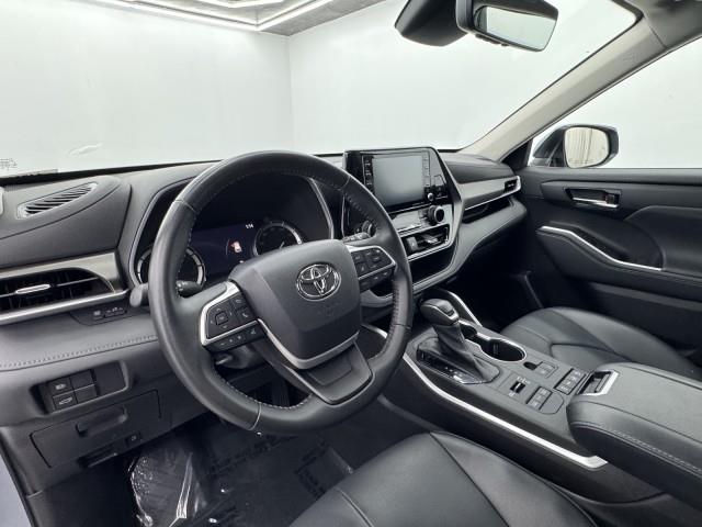2022 Toyota Highlander XLE AWD, available for sale in Maple Shade, New Jersey | Car Revolution. Maple Shade, New Jersey 2022 Toyota Highlander XLE AWD, available for sale in Maple Shade, New Jersey | Car Revolution. Maple Shade, New Jersey