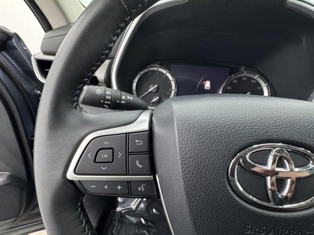 2022 Toyota Highlander XLE AWD, available for sale in Maple Shade, New Jersey | Car Revolution. Maple Shade, New Jersey 2022 Toyota Highlander XLE AWD, available for sale in Maple Shade, New Jersey | Car Revolution. Maple Shade, New Jersey