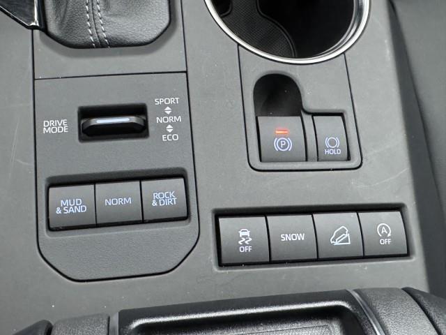2022 Toyota Highlander XLE AWD, available for sale in Maple Shade, New Jersey | Car Revolution. Maple Shade, New Jersey 2022 Toyota Highlander XLE AWD, available for sale in Maple Shade, New Jersey | Car Revolution. Maple Shade, New Jersey