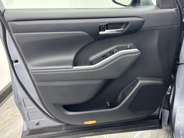 2022 Toyota Highlander XLE AWD, available for sale in Maple Shade, New Jersey | Car Revolution. Maple Shade, New Jersey 2022 Toyota Highlander XLE AWD, available for sale in Maple Shade, New Jersey | Car Revolution. Maple Shade, New Jersey