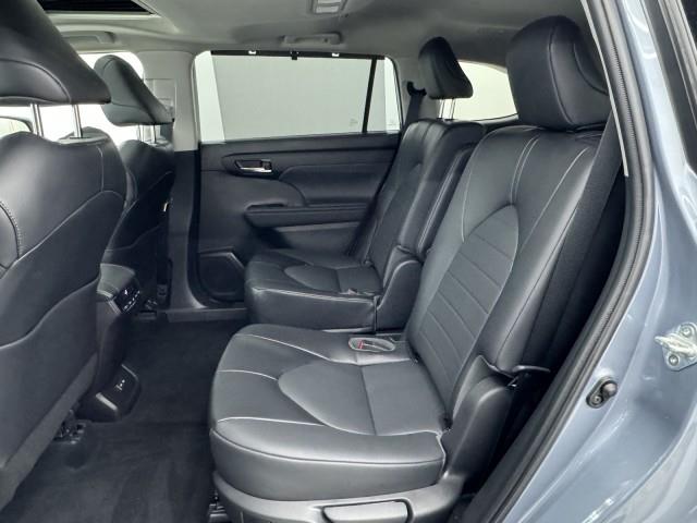 2022 Toyota Highlander XLE AWD, available for sale in Maple Shade, New Jersey | Car Revolution. Maple Shade, New Jersey 2022 Toyota Highlander XLE AWD, available for sale in Maple Shade, New Jersey | Car Revolution. Maple Shade, New Jersey
