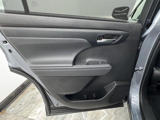 2022 Toyota Highlander XLE AWD, available for sale in Maple Shade, New Jersey | Car Revolution. Maple Shade, New Jersey 2022 Toyota Highlander XLE AWD, available for sale in Maple Shade, New Jersey | Car Revolution. Maple Shade, New Jersey