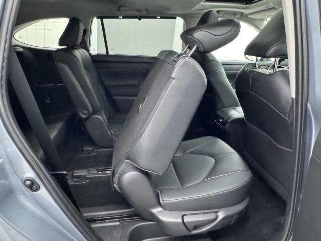 2022 Toyota Highlander XLE AWD, available for sale in Maple Shade, New Jersey | Car Revolution. Maple Shade, New Jersey 2022 Toyota Highlander XLE AWD, available for sale in Maple Shade, New Jersey | Car Revolution. Maple Shade, New Jersey