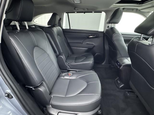 2022 Toyota Highlander XLE AWD, available for sale in Maple Shade, New Jersey | Car Revolution. Maple Shade, New Jersey 2022 Toyota Highlander XLE AWD, available for sale in Maple Shade, New Jersey | Car Revolution. Maple Shade, New Jersey