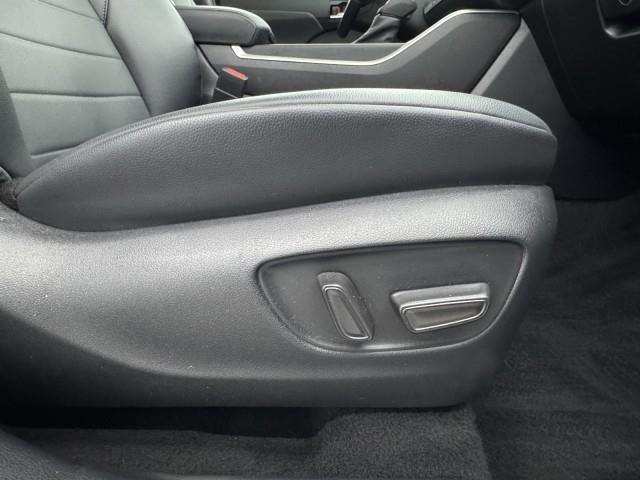 2022 Toyota Highlander XLE AWD, available for sale in Maple Shade, New Jersey | Car Revolution. Maple Shade, New Jersey 2022 Toyota Highlander XLE AWD, available for sale in Maple Shade, New Jersey | Car Revolution. Maple Shade, New Jersey