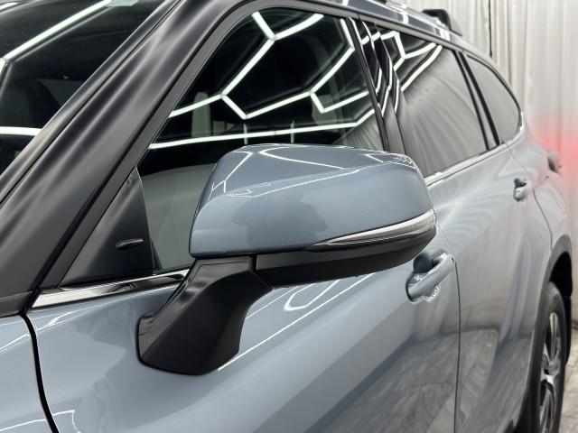 2022 Toyota Highlander XLE AWD, available for sale in Maple Shade, New Jersey | Car Revolution. Maple Shade, New Jersey 2022 Toyota Highlander XLE AWD, available for sale in Maple Shade, New Jersey | Car Revolution. Maple Shade, New Jersey