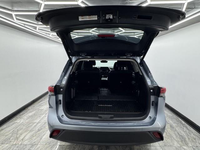 2022 Toyota Highlander XLE AWD, available for sale in Maple Shade, New Jersey | Car Revolution. Maple Shade, New Jersey 2022 Toyota Highlander XLE AWD, available for sale in Maple Shade, New Jersey | Car Revolution. Maple Shade, New Jersey