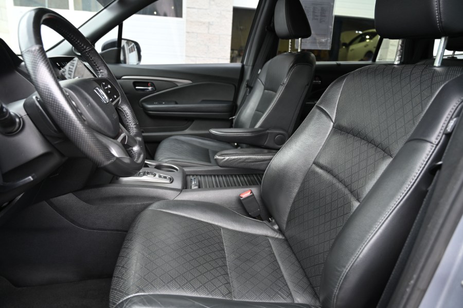 2019 Honda Passport EX-L AWD, available for sale in Waterbury, Connecticut | Highline Car Connection. Waterbury, Connecticut 2019 Honda Passport EX-L AWD, available for sale in Waterbury, Connecticut | Highline Car Connection. Waterbury, Connecticut