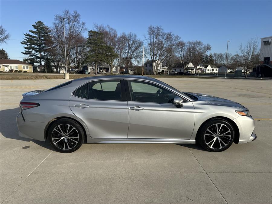 2018 Toyota Camry SE, available for sale in Elida, Ohio | Josh's All Under Ten LLC. Elida, Ohio 2018 Toyota Camry SE, available for sale in Elida, Ohio | Josh's All Under Ten LLC. Elida, Ohio