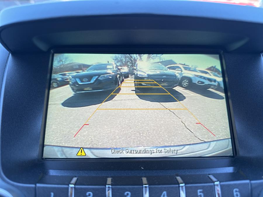 2017 Chevrolet Equinox FWD 4dr LT w/1LT, available for sale in Little Ferry, New Jersey | Victoria Preowned Autos Inc. Little Ferry, New Jersey 2017 Chevrolet Equinox FWD 4dr LT w/1LT, available for sale in Little Ferry, New Jersey | Victoria Preowned Autos Inc. Little Ferry, New Jersey