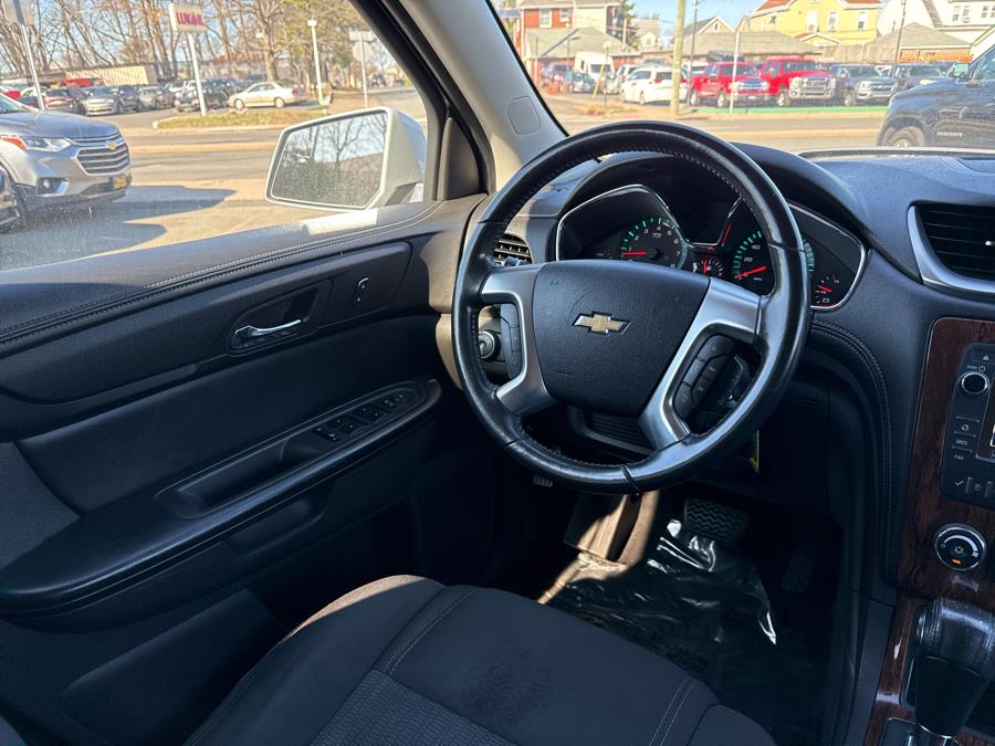 2013 Chevrolet Traverse FWD 4dr LT w/1LT, available for sale in Little Ferry, New Jersey | Victoria Preowned Autos Inc. Little Ferry, New Jersey 2013 Chevrolet Traverse FWD 4dr LT w/1LT, available for sale in Little Ferry, New Jersey | Victoria Preowned Autos Inc. Little Ferry, New Jersey