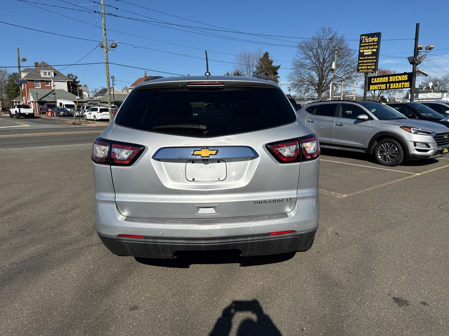 2013 Chevrolet Traverse FWD 4dr LT w/1LT, available for sale in Little Ferry, New Jersey | Victoria Preowned Autos Inc. Little Ferry, New Jersey 2013 Chevrolet Traverse FWD 4dr LT w/1LT, available for sale in Little Ferry, New Jersey | Victoria Preowned Autos Inc. Little Ferry, New Jersey