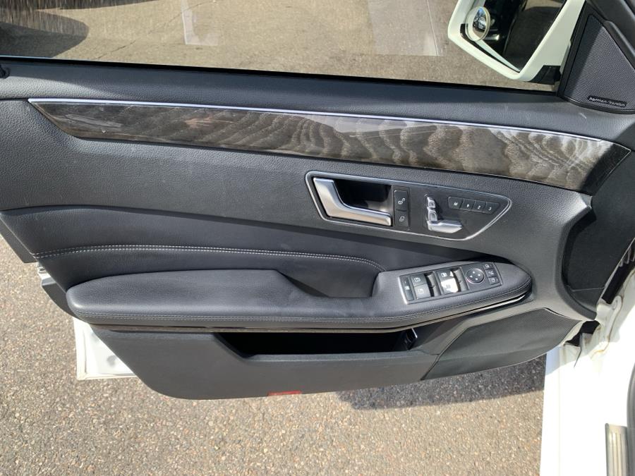 2016 Mercedes-Benz E-Class 4dr Sdn E 350 Luxury 4MATIC, available for sale in Springfield, Massachusetts | Absolute Motors Inc. Springfield, Massachusetts 2016 Mercedes-Benz E-Class 4dr Sdn E 350 Luxury 4MATIC, available for sale in Springfield, Massachusetts | Absolute Motors Inc. Springfield, Massachusetts