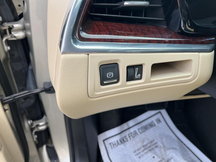2017 Cadillac XT5 FWD 4dr Premium Luxury, available for sale in Old Saybrook, Connecticut | Saybrook Auto Barn. Old Saybrook, Connecticut 2017 Cadillac XT5 FWD 4dr Premium Luxury, available for sale in Old Saybrook, Connecticut | Saybrook Auto Barn. Old Saybrook, Connecticut