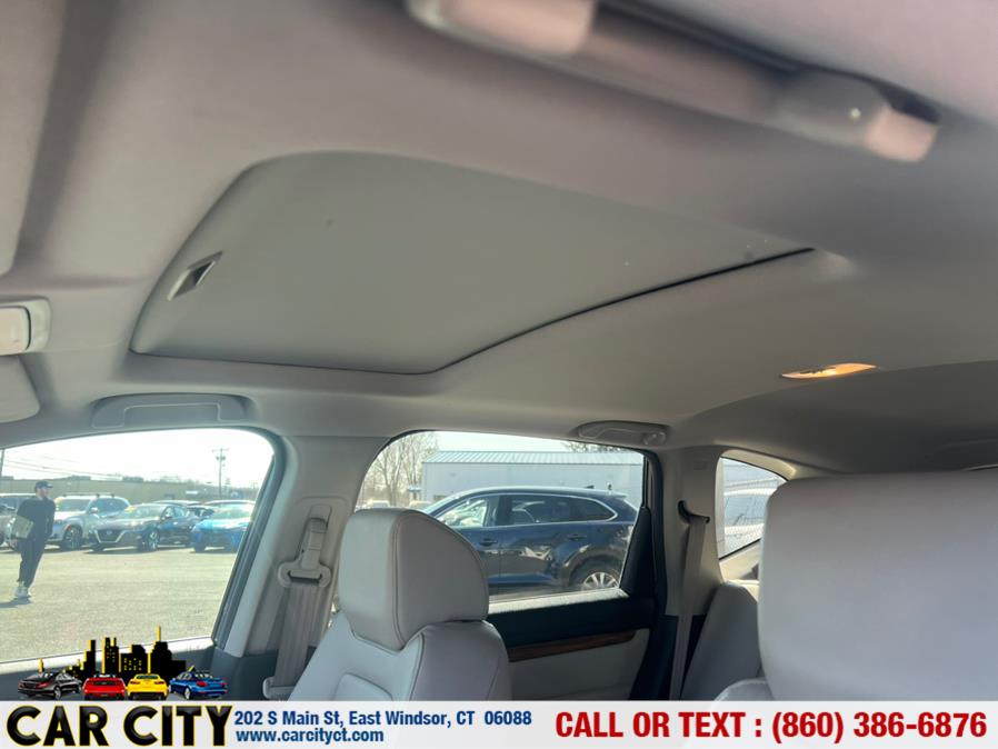 2018 Honda CR-V Touring 2WD, available for sale in East Windsor, Connecticut | Car City LLC. East Windsor, Connecticut 2018 Honda CR-V Touring 2WD, available for sale in East Windsor, Connecticut | Car City LLC. East Windsor, Connecticut