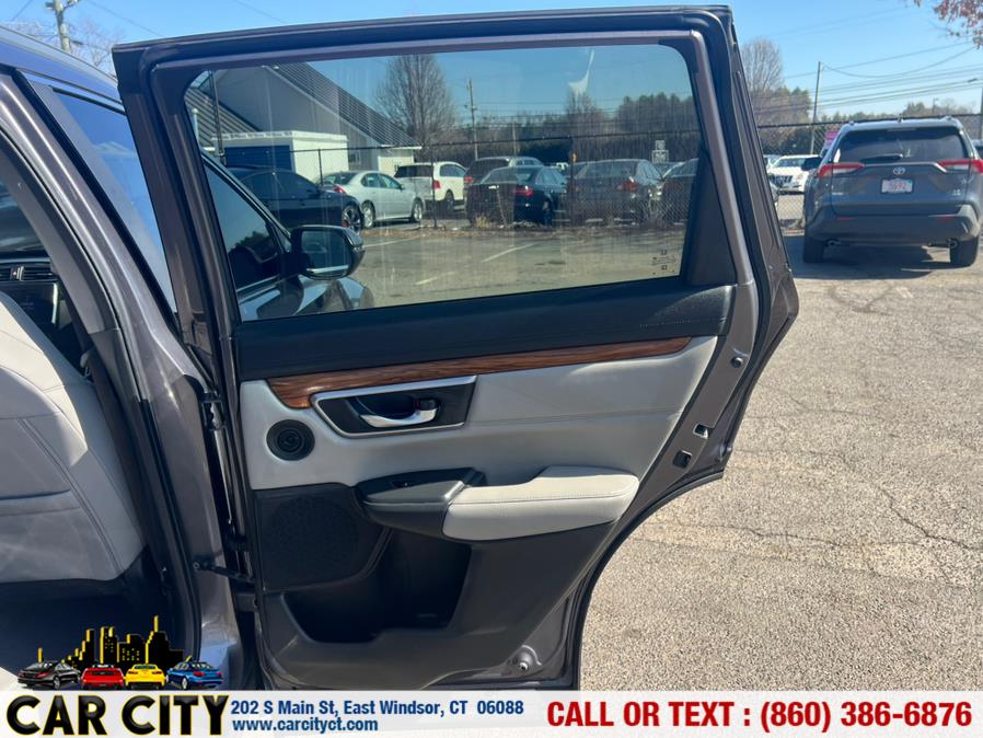 2018 Honda CR-V Touring 2WD, available for sale in East Windsor, Connecticut | Car City LLC. East Windsor, Connecticut 2018 Honda CR-V Touring 2WD, available for sale in East Windsor, Connecticut | Car City LLC. East Windsor, Connecticut