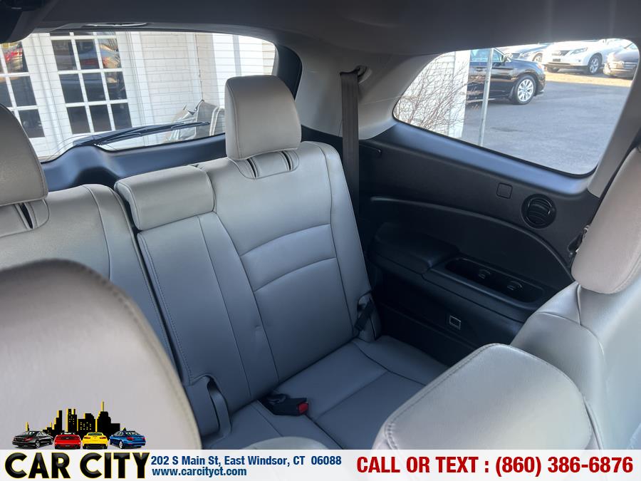2017 Honda Pilot EX-L AWD, available for sale in East Windsor, Connecticut | Car City LLC. East Windsor, Connecticut 2017 Honda Pilot EX-L AWD, available for sale in East Windsor, Connecticut | Car City LLC. East Windsor, Connecticut