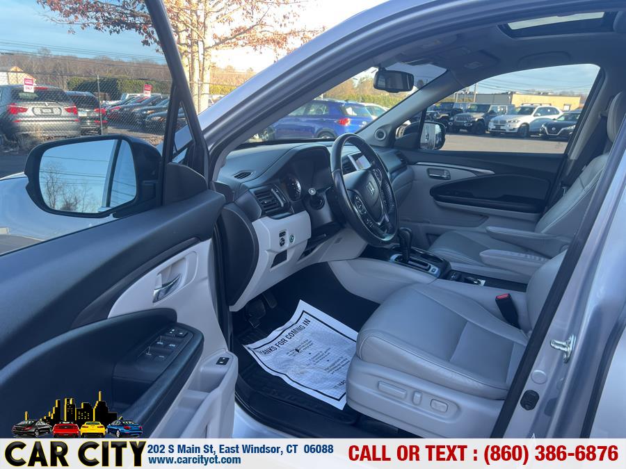 2017 Honda Pilot EX-L AWD, available for sale in East Windsor, Connecticut | Car City LLC. East Windsor, Connecticut 2017 Honda Pilot EX-L AWD, available for sale in East Windsor, Connecticut | Car City LLC. East Windsor, Connecticut
