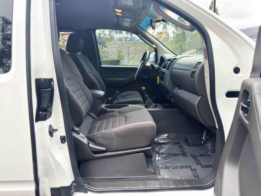 2006 Nissan Frontier Nismo King Cab V6 Manual 4WD, available for sale in Lake Forest, California | Pacific Green Line. Lake Forest, California 2006 Nissan Frontier Nismo King Cab V6 Manual 4WD, available for sale in Lake Forest, California | Pacific Green Line. Lake Forest, California