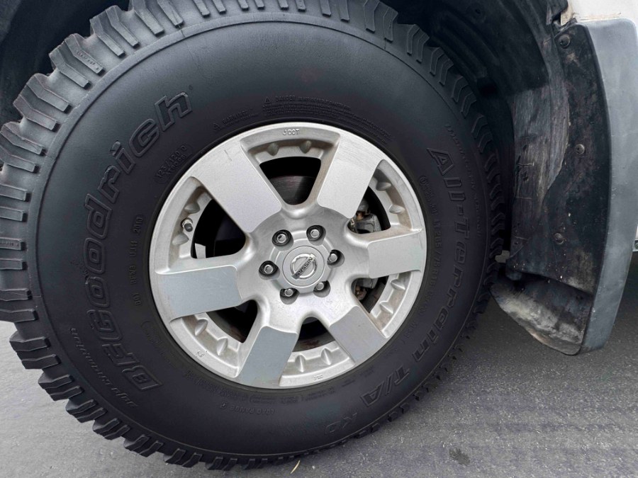 2006 Nissan Frontier Nismo King Cab V6 Manual 4WD, available for sale in Lake Forest, California | Pacific Green Line. Lake Forest, California 2006 Nissan Frontier Nismo King Cab V6 Manual 4WD, available for sale in Lake Forest, California | Pacific Green Line. Lake Forest, California