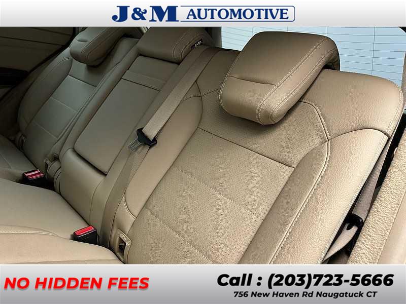2015 Mercedes-benz M-class ML 350, available for sale in Naugatuck, Connecticut | J&M Automotive Sls&Svc LLC. Naugatuck, Connecticut 2015 Mercedes-benz M-class ML 350, available for sale in Naugatuck, Connecticut | J&M Automotive Sls&Svc LLC. Naugatuck, Connecticut