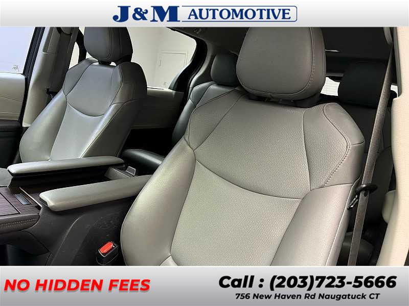 2021 Toyota Sienna XLE, available for sale in Naugatuck, Connecticut | J&M Automotive Sls&Svc LLC. Naugatuck, Connecticut 2021 Toyota Sienna XLE, available for sale in Naugatuck, Connecticut | J&M Automotive Sls&Svc LLC. Naugatuck, Connecticut